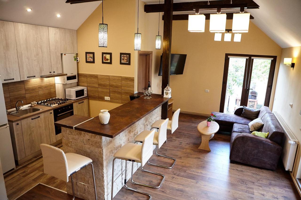 Apartament Rozelor Brasov Luaran gambar