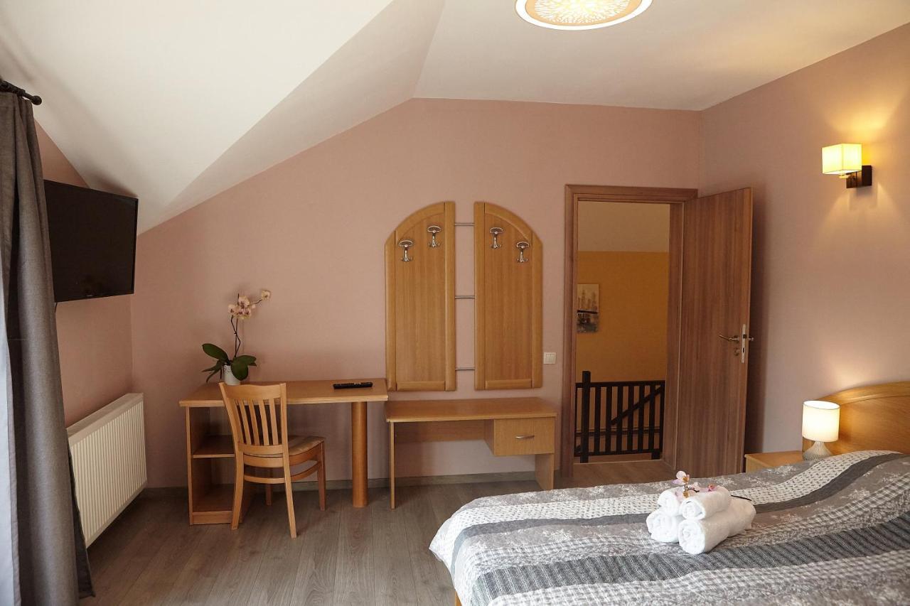 Apartament Rozelor Brasov Luaran gambar